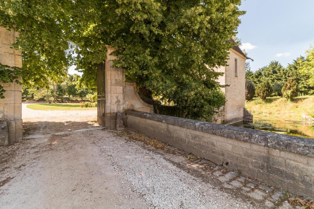 Chateau De Mauvilly Bed & Breakfast Luaran gambar